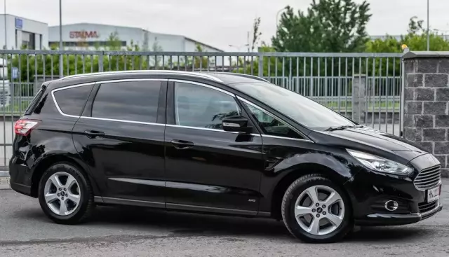 FORD S-MAX 