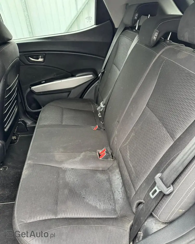 SSANGYONG/KGM Tivoli 