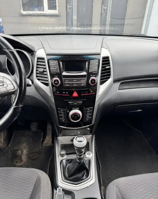 SSANGYONG/KGM Tivoli 