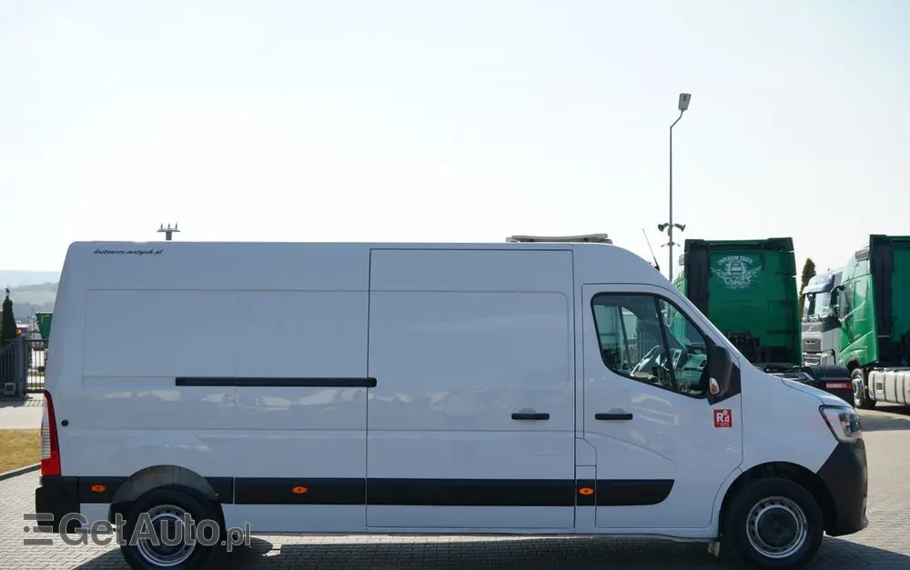 RENAULT MASTER / BLASZAK /  L3H2 / FURGON / 2023 R / SPROWADZONY 