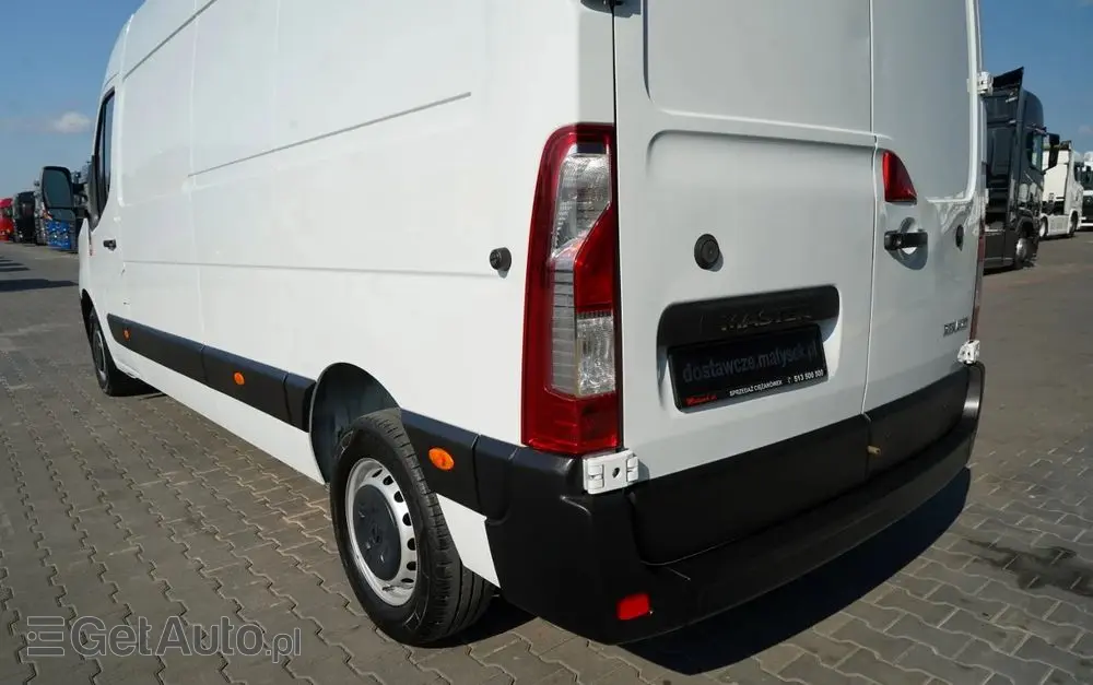 RENAULT MASTER / BLASZAK /  L3H2 / FURGON / 2023 R / SPROWADZONY 
