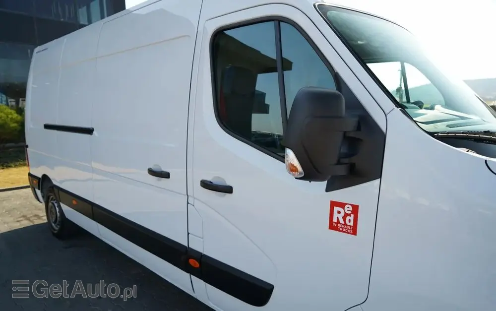 RENAULT MASTER / BLASZAK /  L3H2 / FURGON / 2023 R / SPROWADZONY 