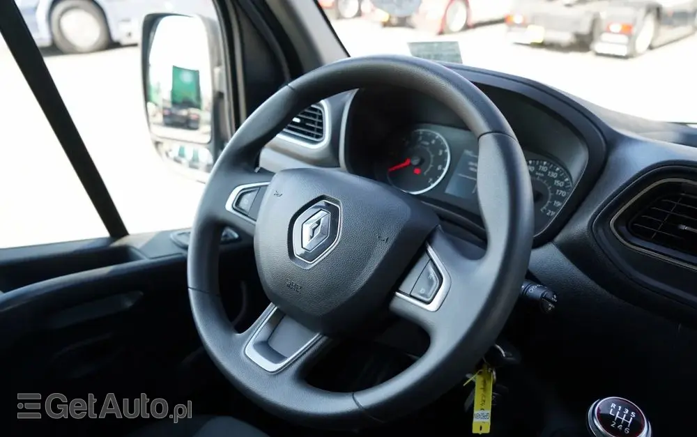 RENAULT MASTER / BLASZAK /  L3H2 / FURGON / 2023 R / SPROWADZONY 