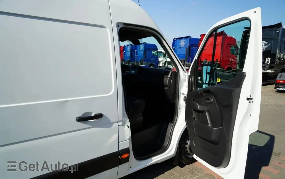 RENAULT MASTER / BLASZAK /  L3H2 / FURGON / 2023 R / SPROWADZONY 