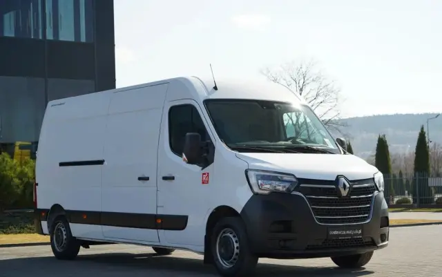 RENAULT MASTER / BLASZAK /  L3H2 / FURGON / 2023 R / SPROWADZONY 