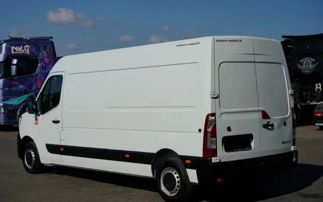 RENAULT MASTER / BLASZAK /  L3H2 / FURGON / 2023 R / SPROWADZONY 
