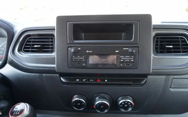 RENAULT MASTER / BLASZAK /  L3H2 / FURGON / 2023 R / SPROWADZONY 