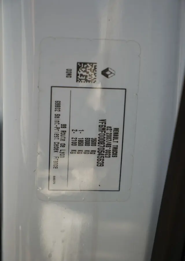 RENAULT MASTER / BLASZAK /  L3H2 / FURGON / 2023 R / SPROWADZONY 