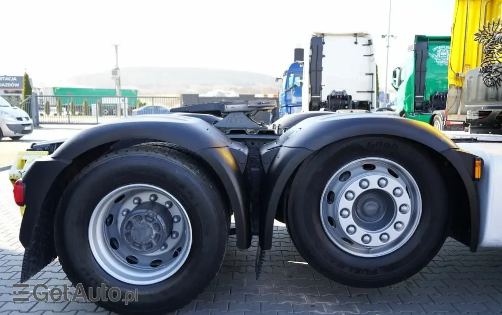 DAF XF 530 / PUSHER / 6X2/  RETARDER /  SPACE CAB /  OŚ PODNOSZONA 