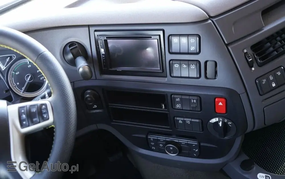 DAF XF 530 / PUSHER / 6X2/  RETARDER /  SPACE CAB /  OŚ PODNOSZONA 