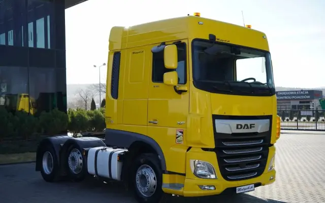 DAF XF 530 / PUSHER / 6X2/  RETARDER /  SPACE CAB /  OŚ PODNOSZONA 