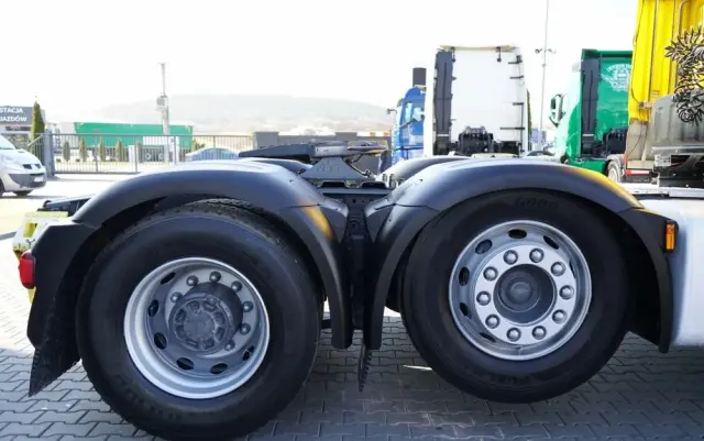 DAF XF 530 / PUSHER / 6X2/  RETARDER /  SPACE CAB /  OŚ PODNOSZONA 