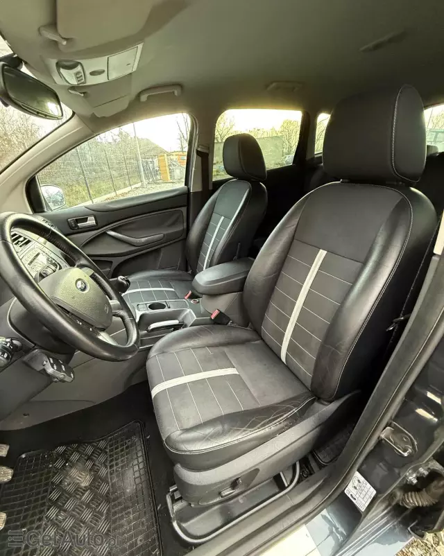 FORD Kuga 2.0 TDCi 4x4 Titanium