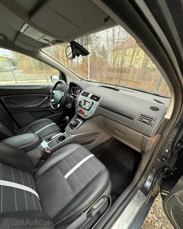 FORD Kuga 2.0 TDCi 4x4 Titanium