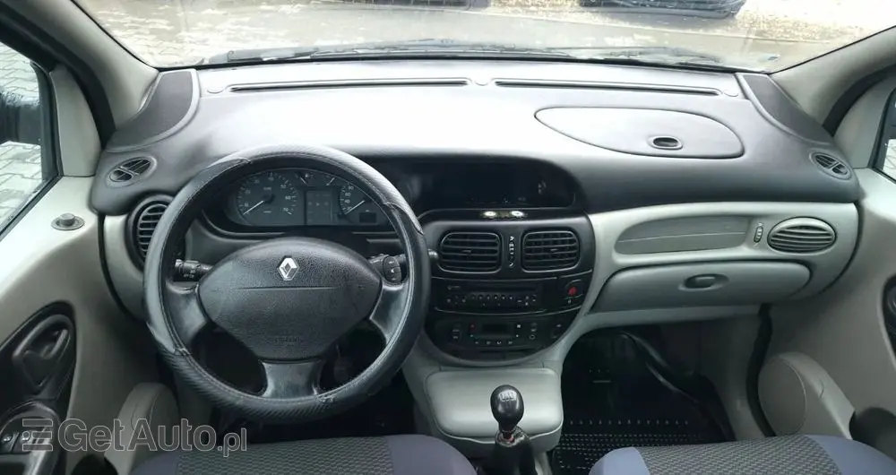 RENAULT Scenic 
