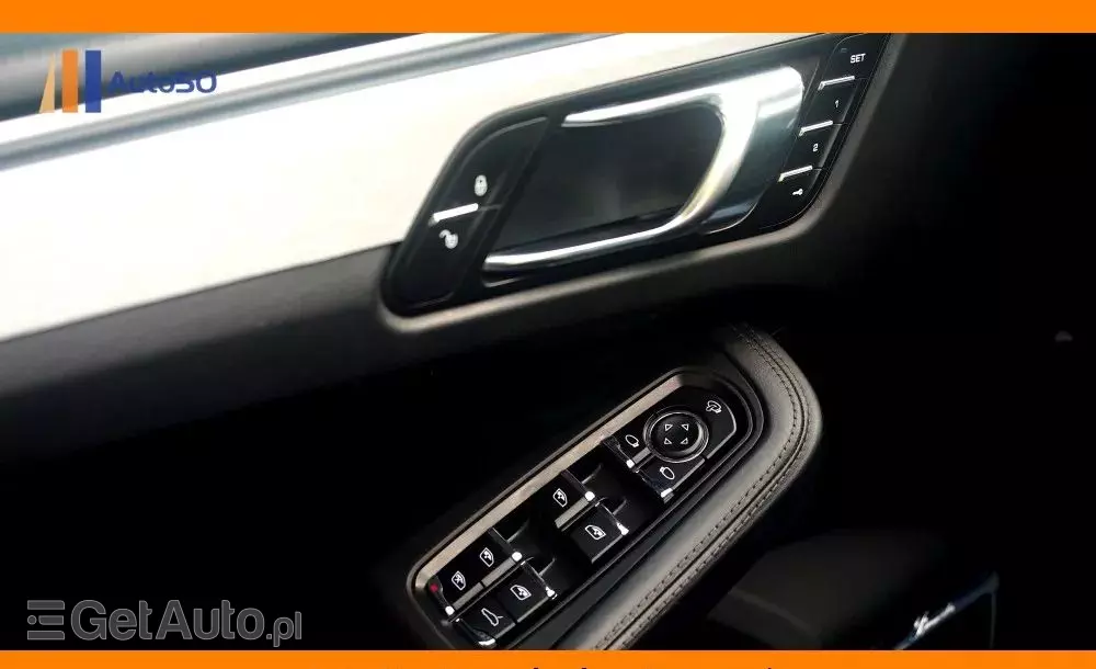 PORSCHE Macan S