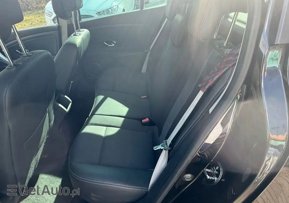 RENAULT Megane Grandtour ENERGY TCe 115 Start & Stop Bose Edition