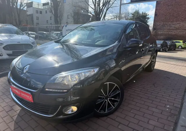 RENAULT Megane Grandtour ENERGY TCe 115 Start & Stop Bose Edition