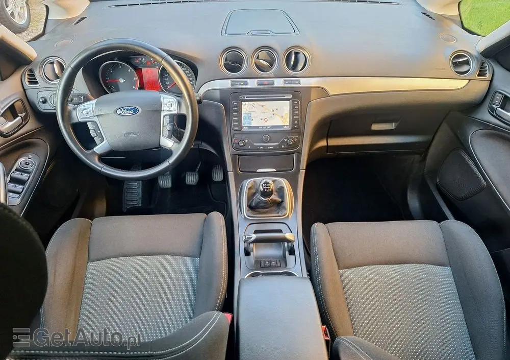 FORD S-Max 2.0 TDCi DPF Titanium