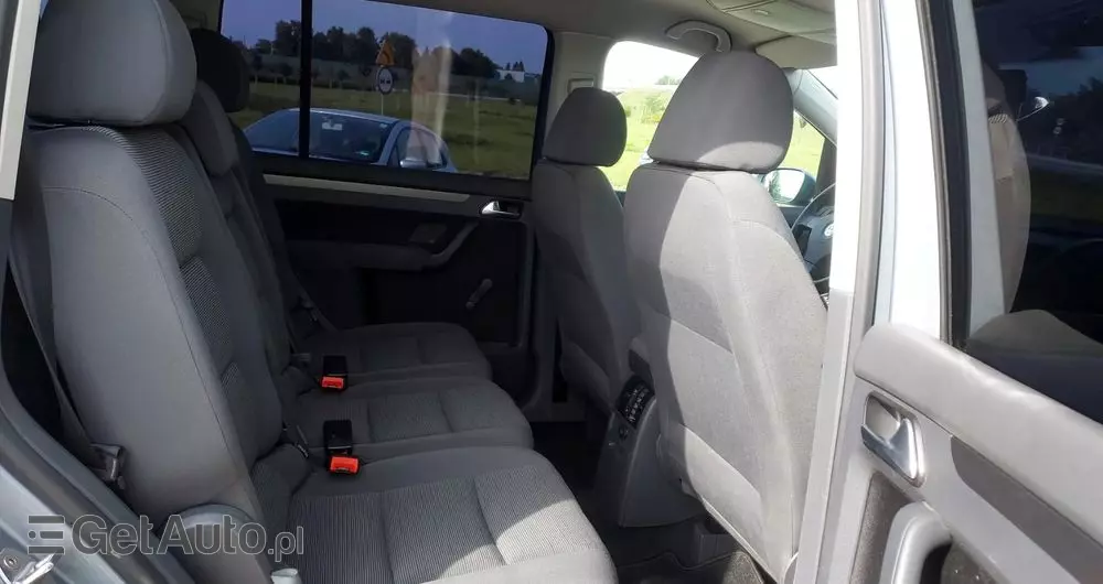 VOLKSWAGEN Touran 1.4 TSI Highline