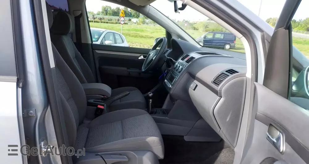 VOLKSWAGEN Touran 1.4 TSI Highline