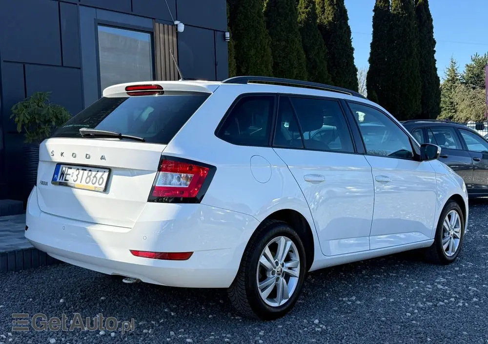 SKODA Fabia 1.0 TSI Ambition