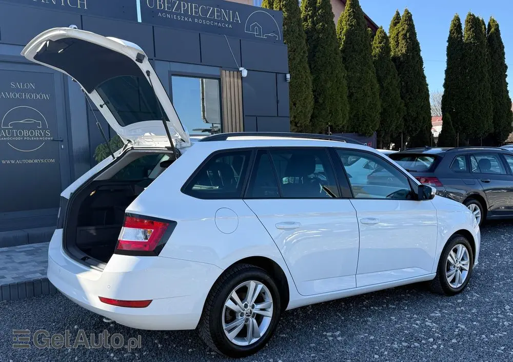 SKODA Fabia 1.0 TSI Ambition