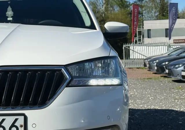 SKODA Fabia 1.0 TSI Ambition