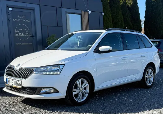SKODA Fabia 1.0 TSI Ambition