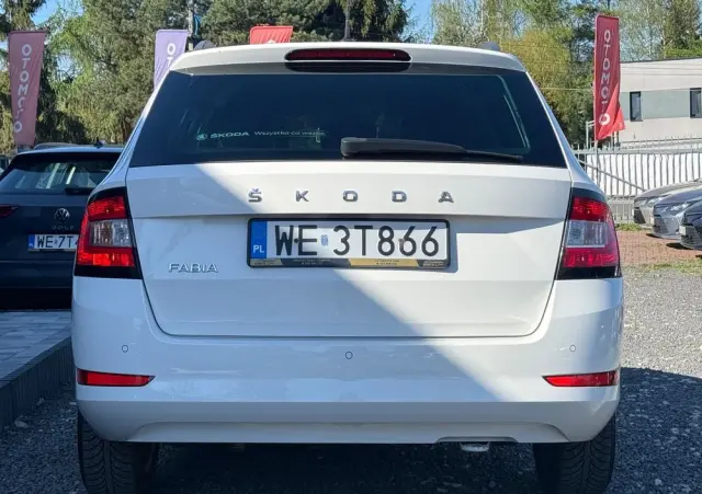 SKODA Fabia 1.0 TSI Ambition