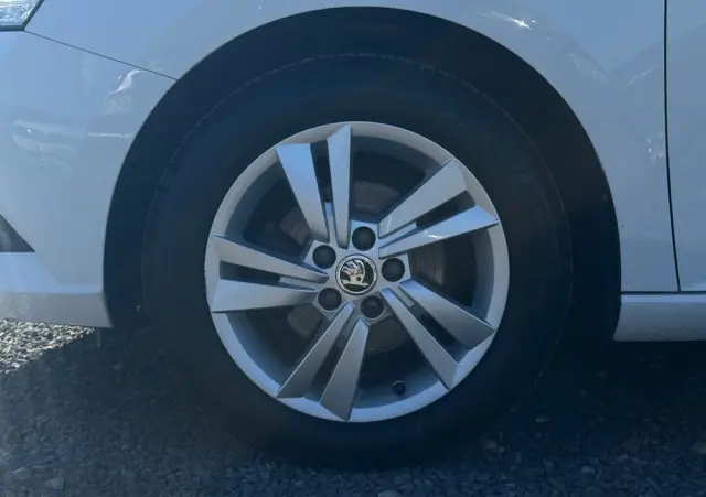 SKODA Fabia 1.0 TSI Ambition