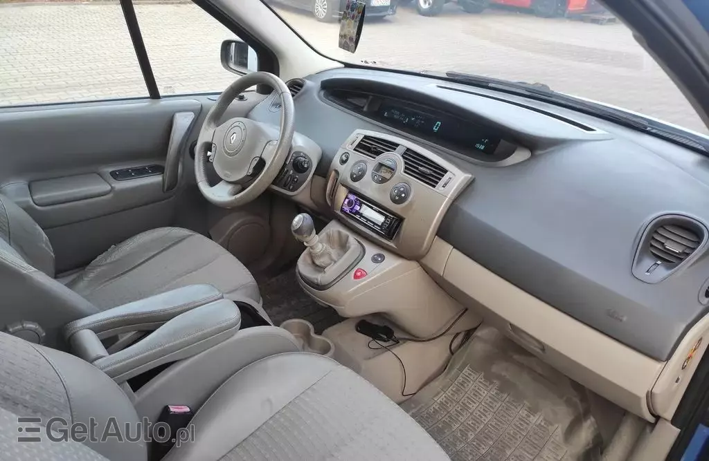 RENAULT Grand Scenic 