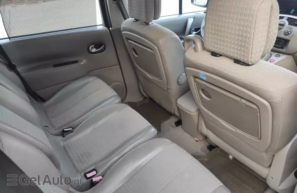 RENAULT Grand Scenic 