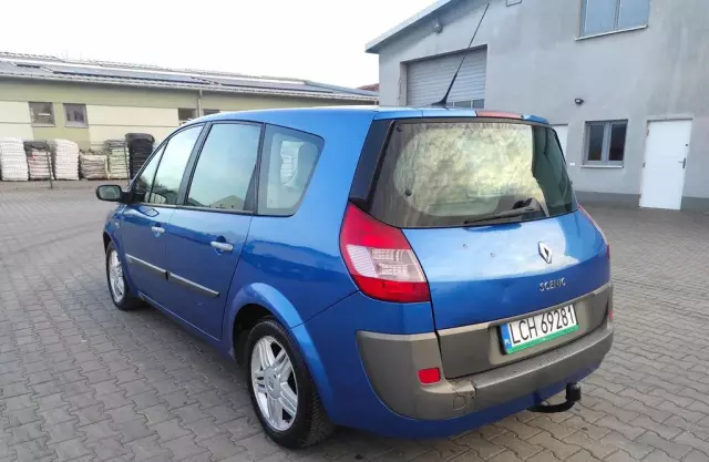 RENAULT Grand Scenic 
