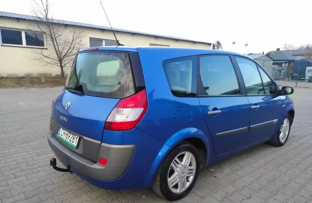 RENAULT Grand Scenic 