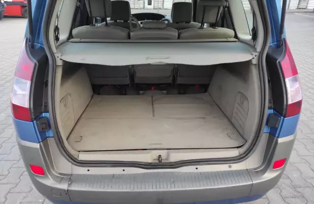 RENAULT Grand Scenic 