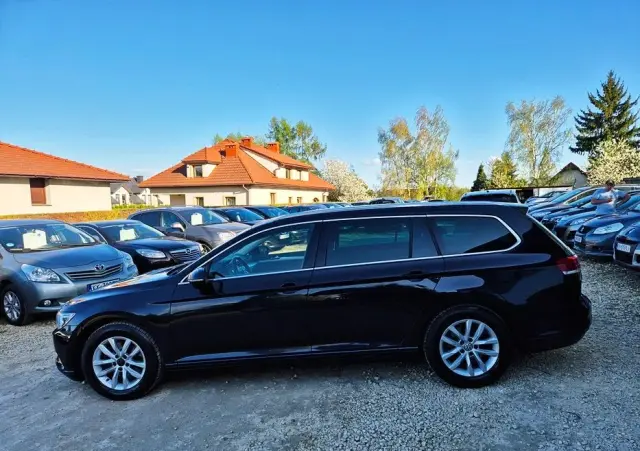 VOLKSWAGEN Passat Variant 1.4 TSI ACT (BlueMotion Technology) Highline