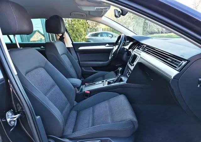 VOLKSWAGEN Passat Variant 1.4 TSI ACT (BlueMotion Technology) Highline