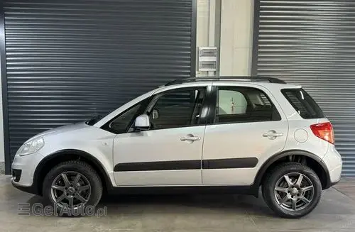 SUZUKI SX4 