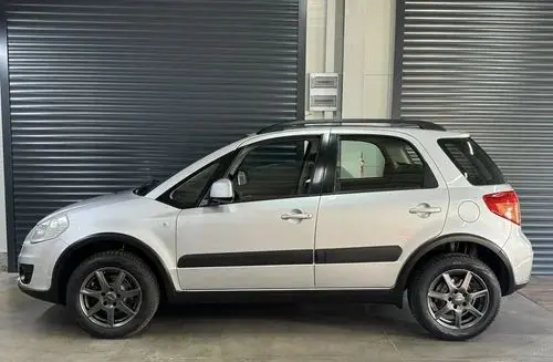 SUZUKI SX4 