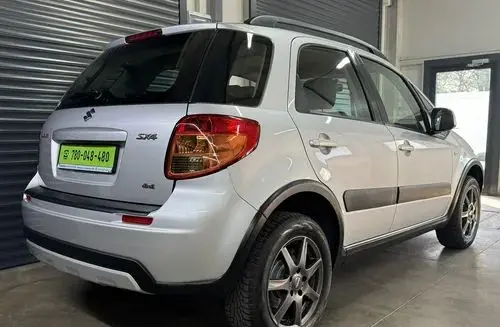 SUZUKI SX4 