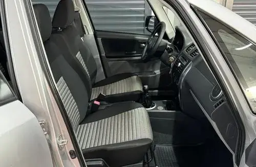 SUZUKI SX4 