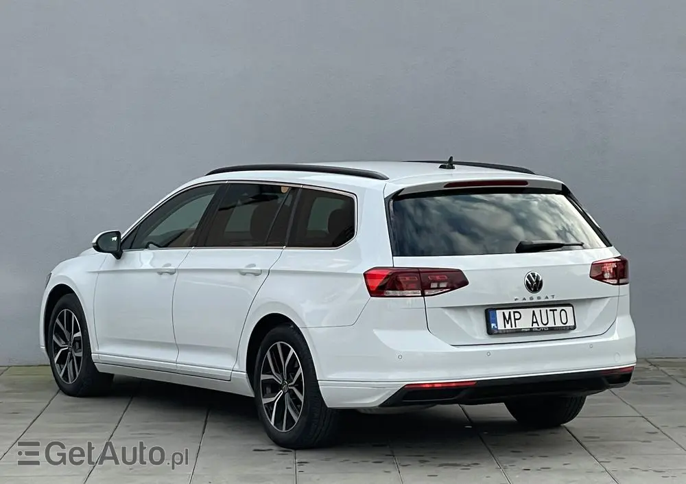 VOLKSWAGEN Passat 2.0 TSI Business DSG