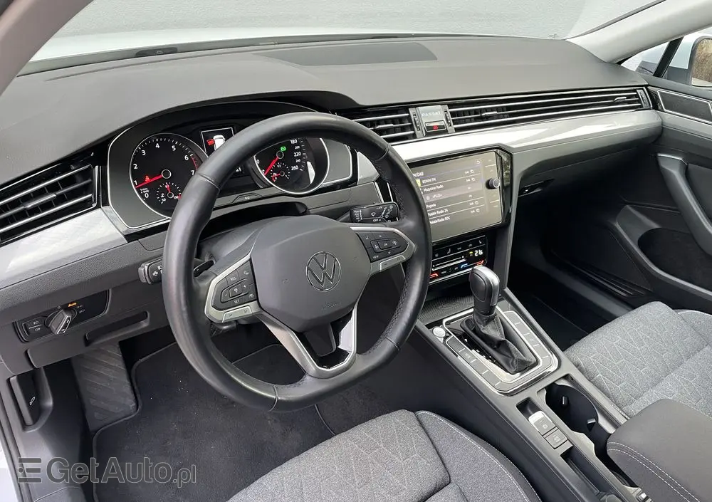 VOLKSWAGEN Passat 2.0 TSI Business DSG