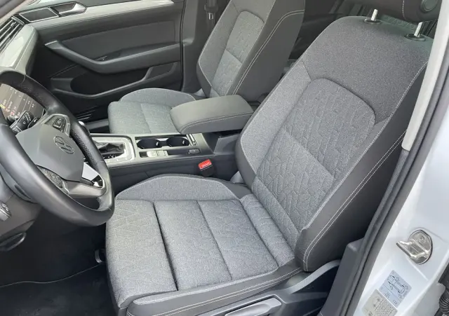 VOLKSWAGEN Passat 2.0 TSI Business DSG