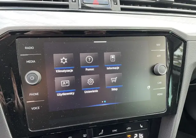 VOLKSWAGEN Passat 2.0 TSI Business DSG