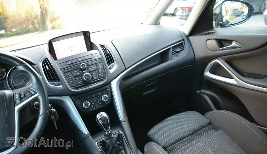 OPEL Zafira 