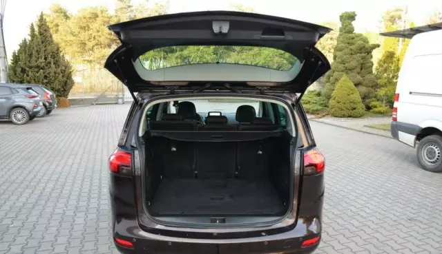 OPEL Zafira 