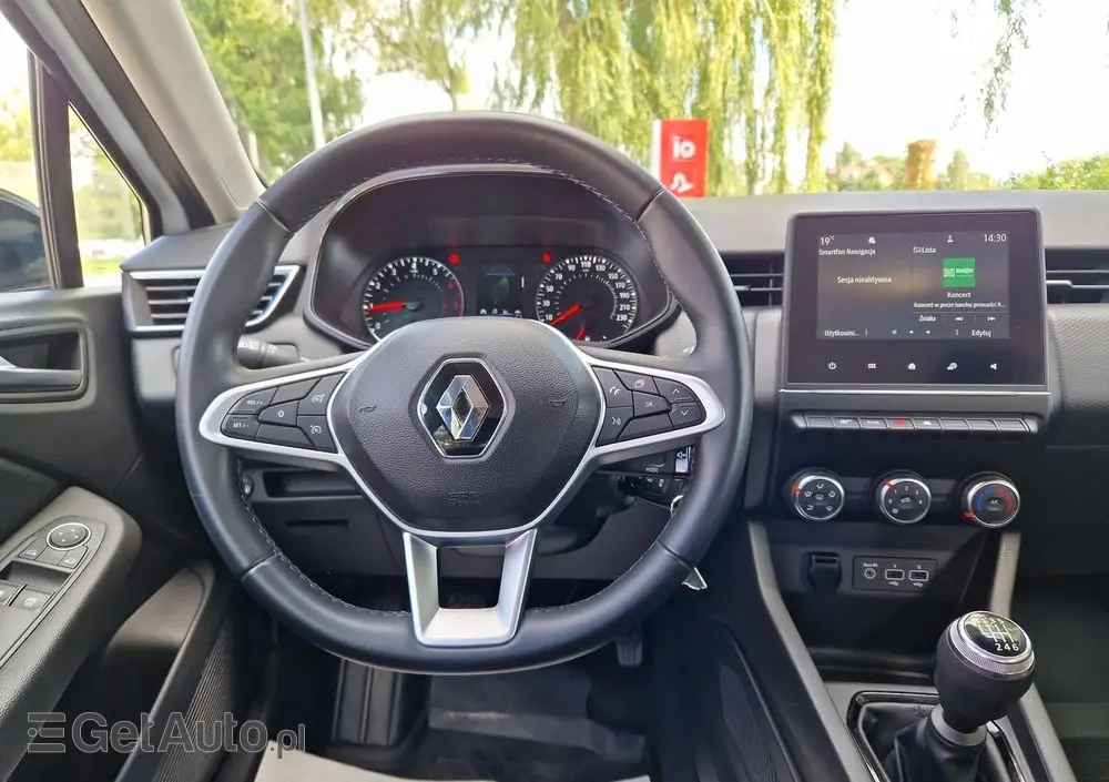 RENAULT Clio 1.0 TCe Zen