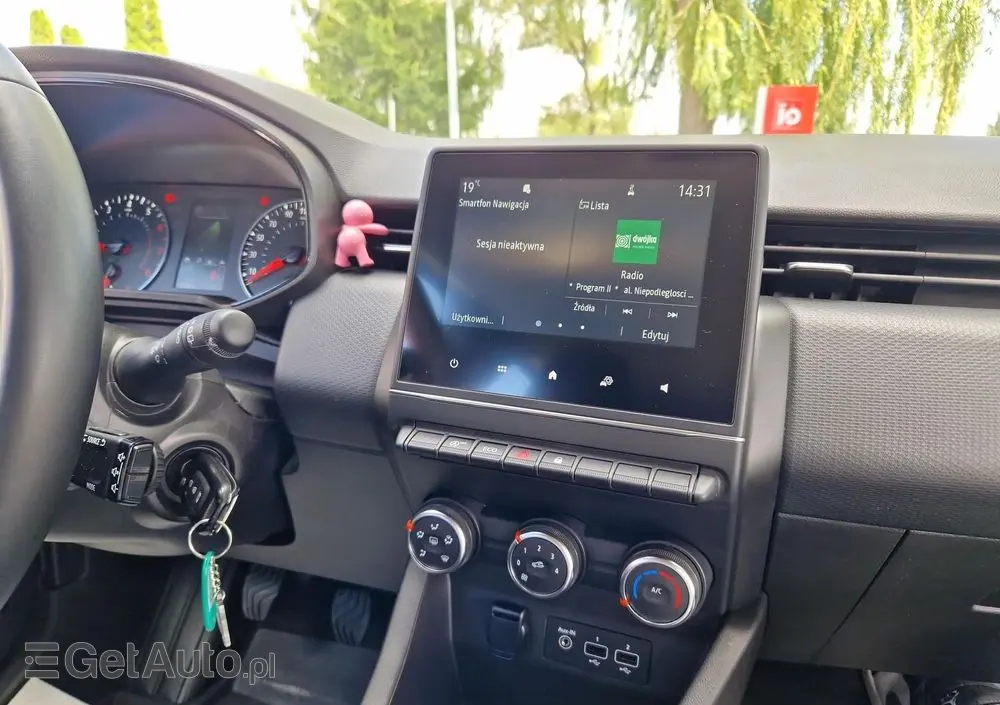 RENAULT Clio 1.0 TCe Zen